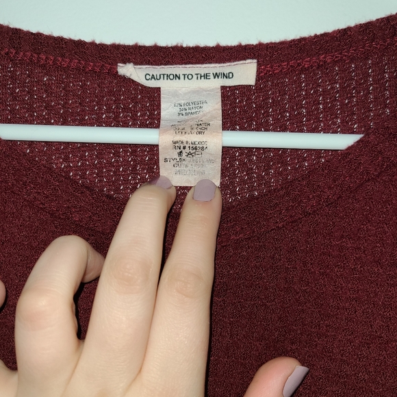 Red shirt - Picture 3 of 4